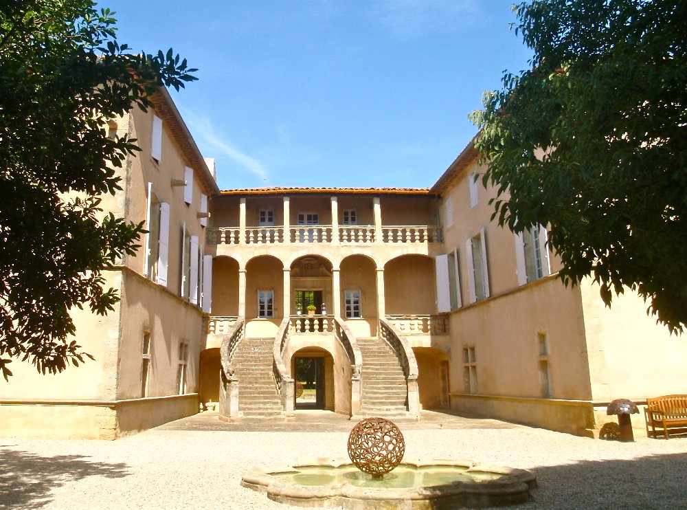 Aire camping-car  Jonquires (34725) - Photo 4